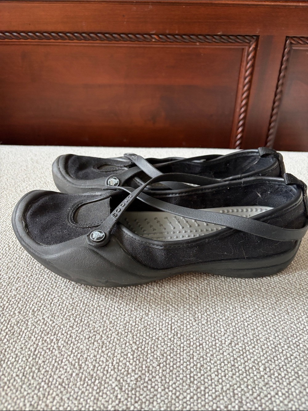 CROCS Black Cross-Strap Mary Jane Flats - Picture 4 of 7